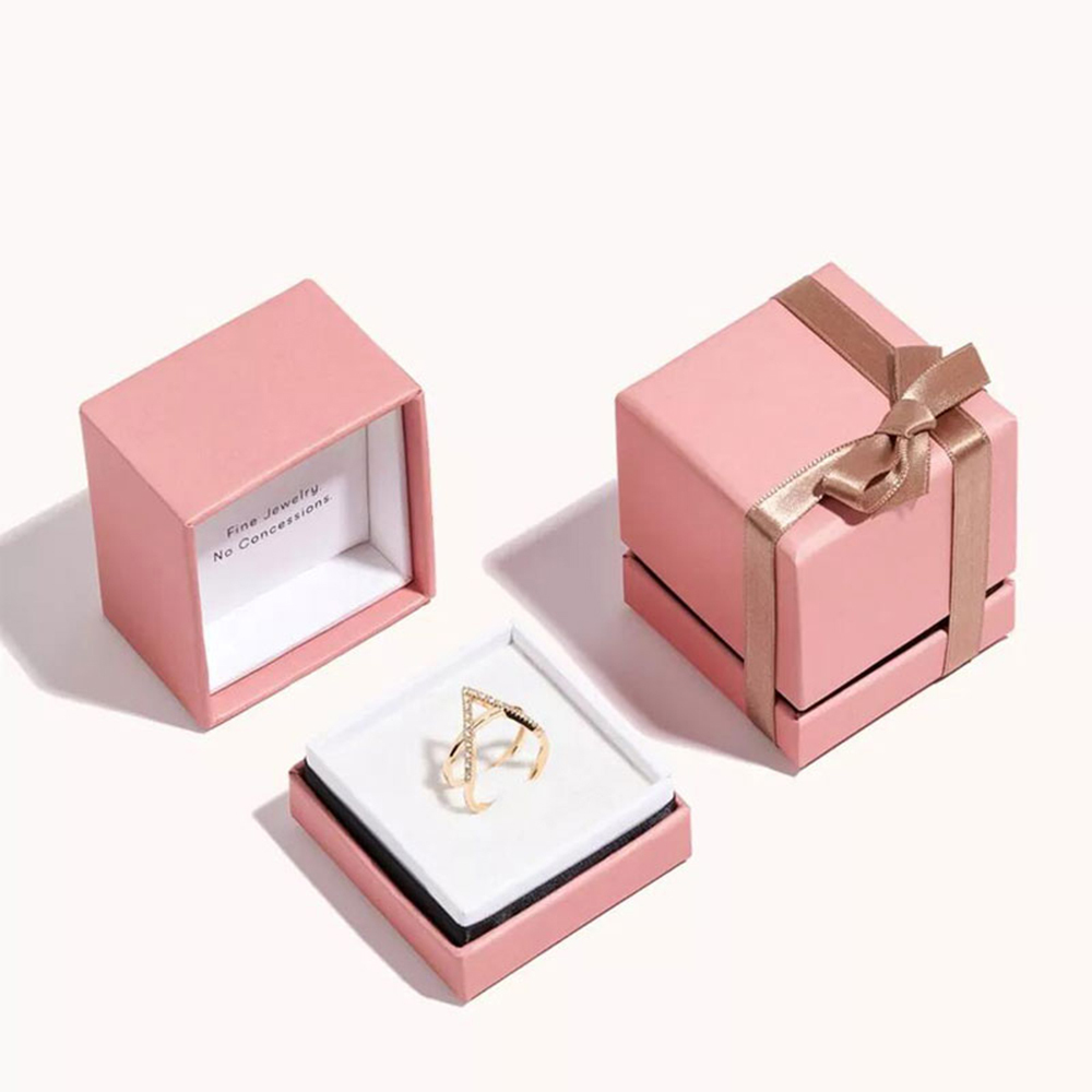 Luxury Gift Box Pink Color Jewelry Packaging Lip And Base Box Wedding Ring Telescope Box With Ribbon