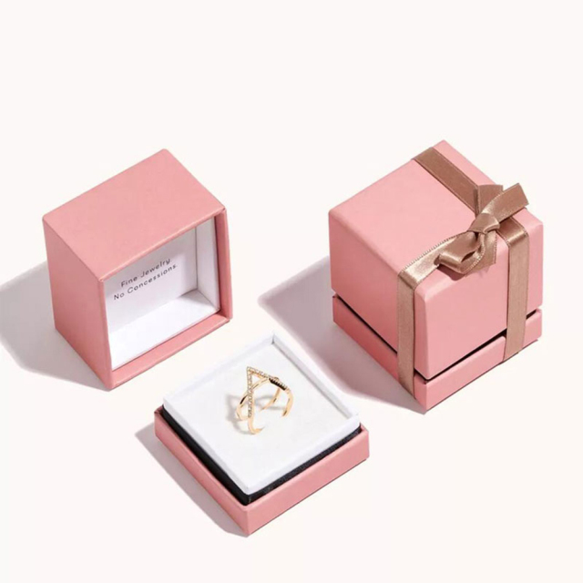 Luxury Gift Box Pink Color Jewelry Packaging Lip And Base Box Wedding Ring Telescope Box With Ribbon