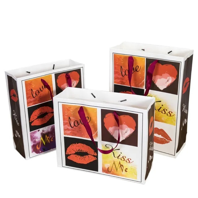 Luxury Custom Paper Bags Packaging White Paper Bag With Your Own Logo