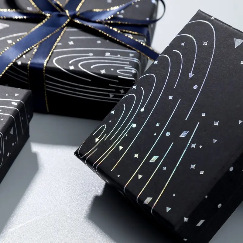 Eco Friendly Custom Size Gift Boxes Black Package Box Luxurious Jewelry Clothes Lip And Base Box