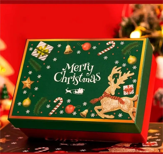 Green Packaging For The Environment Wholesale rigid custom color foil stamping logo printing Christmas eve gift packaging boxes