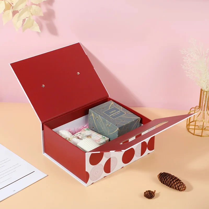 Custom Logo Magnetic Cardboard Paper Packing Wedding Decoration Holiday Gifts Box with Handle