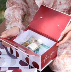 Custom Logo Magnetic Cardboard Paper Packing Wedding Decoration Holiday Gifts Box with Handle