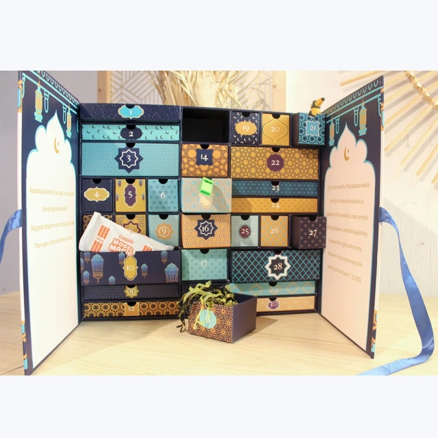 Custom Printing Ramadan 30 Days Advent Calendar Gift Box Packaging Paper Magnet Gift Box With Ribbon