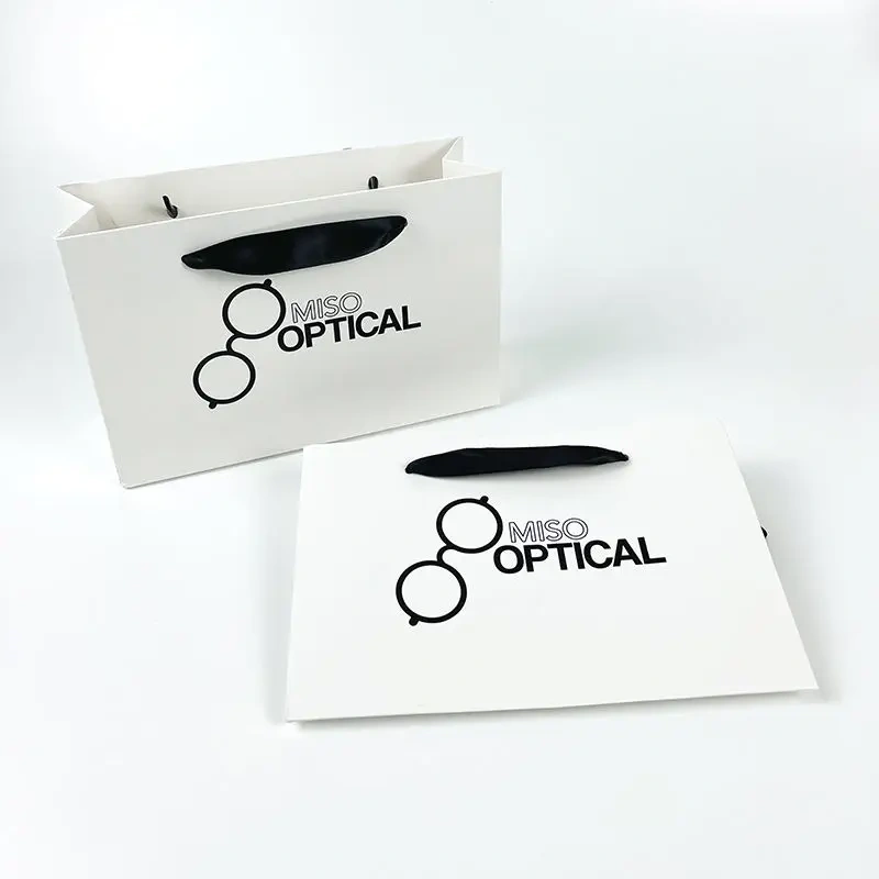 Simple-style Wholesale Customizable Color Logo Printing Paper Bag with Handle