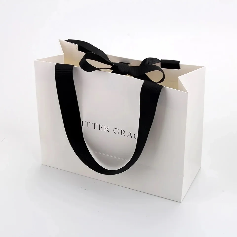 Simple-style Wholesale Customizable Color Logo Printing Paper Bag with Handle