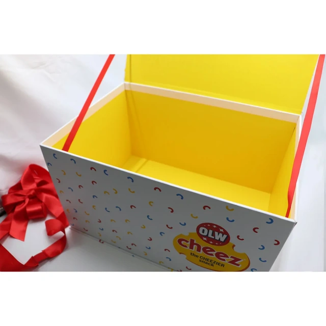 Custom Wholesale Luxury Big Snack Gift Box Custom Design Cheez Snacks Food Packaging Cardboard Box with Ribbon