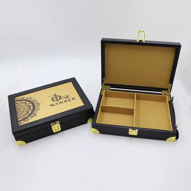 Customized Luxurious Rectangle Jewelry PU Leather Gift Box with Stamping Embossing Logo Hardware Locks Flannel Lining