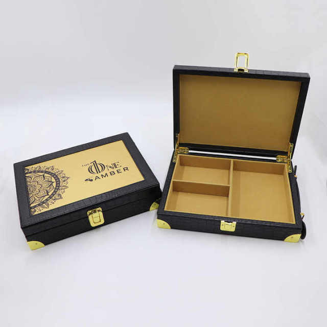 Customized Luxurious Rectangle Jewelry PU Leather Gift Box with Stamping Embossing Logo Hardware Locks Flannel Lining