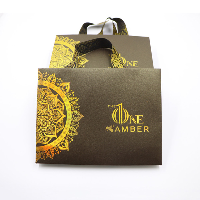 Custom Size Wholesale Special Kraft Paper Bag Custom Print Stamping Logo Shopping Paper Bag with Ribbon Handles