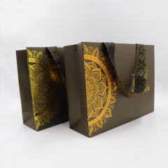 Custom Size Wholesale Special Kraft Paper Bag Custom Print Stamping Logo Shopping Paper Bag with Ribbon Handles