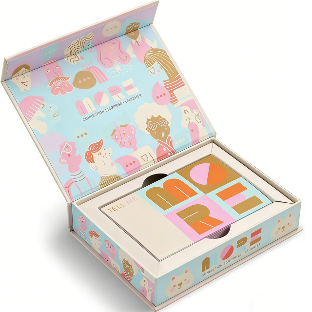 Factory Custom Luxury Board Games Card Game Box Environmental Friendly Magnet Gift Box with Paper Lining