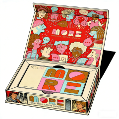 Factory Custom Luxury Board Games Card Game Box Environmental Friendly Magnet Gift Box with Paper Lining