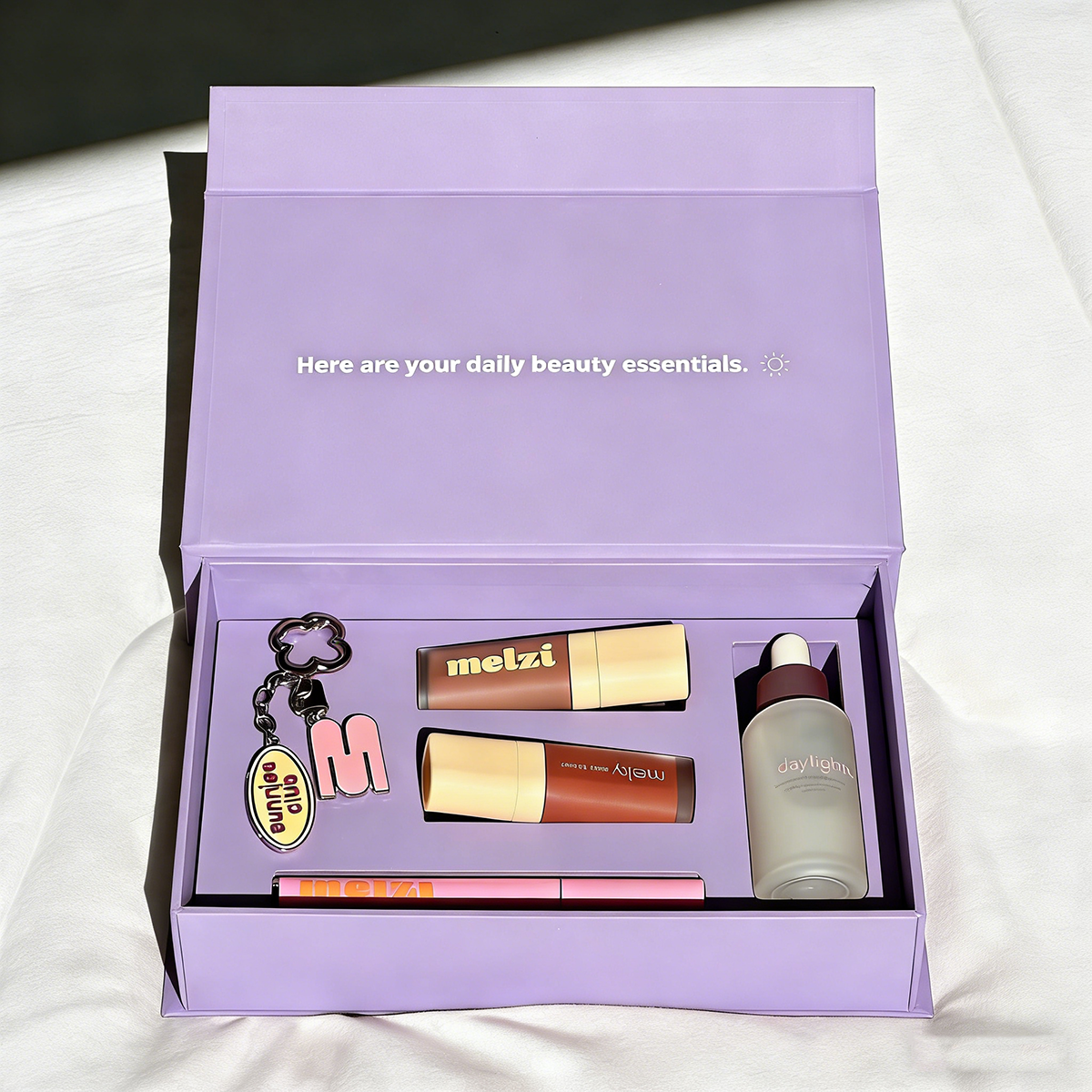 Factory Custom Luxury Cosmetic Perfume Skin Care Serum Flannel Packaging Boxes Embossing Recycled Materials Rigid Sponge Lining
