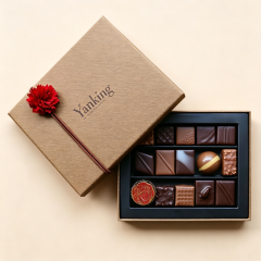 Custom Lid and Base Art Paper Chocolate Boxes Gold Foil Stamping Black Luxury Chocolate Candy Packaging for High-End Brands