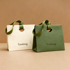 Custom Logo Cosmetics Clothes Art Paper Bags with Ribbon Handle Offset Printing Recyclable Luxury Custom Shopping Bags