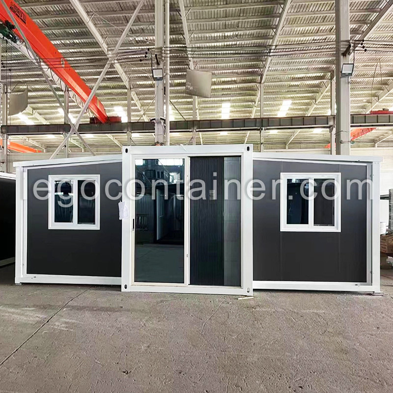 Portable expandable homes