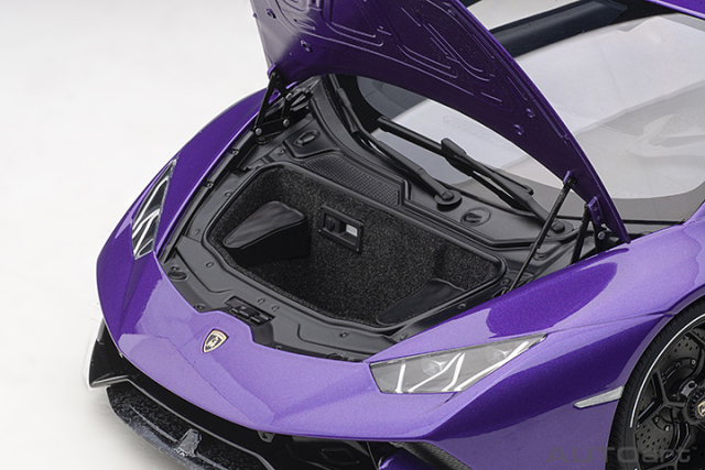 1/12 LAMBORGHINI HURACAN PERFORMANTE (VIOLA PASIFAE/PEARL PURPLE)