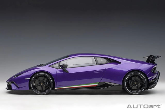 1/12 LAMBORGHINI HURACAN PERFORMANTE (VIOLA PASIFAE/PEARL PURPLE)