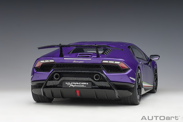 12078 1/12 LAMBORGHINI HURACAN PERFORMANTE (VIOLA PASIFAE/PEARL PURPLE)