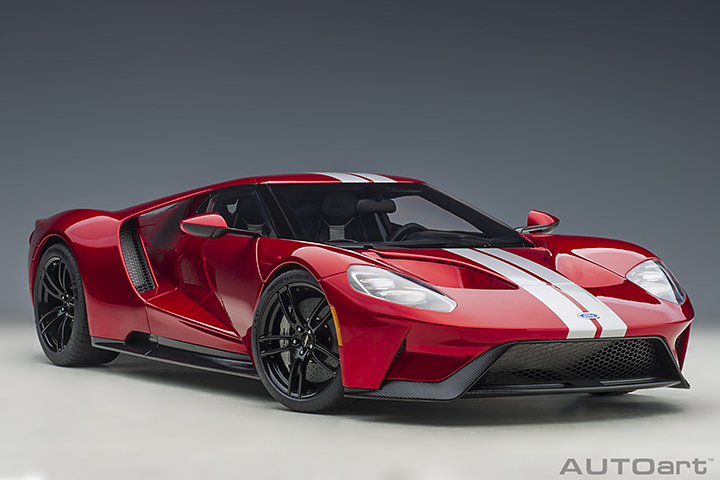 12106 1/12 FORD GT 2017 (LIQUID RED/SILVER STRIPES)