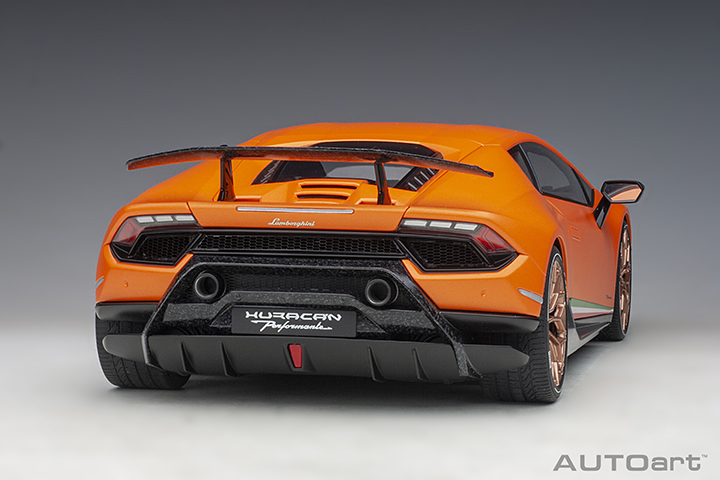 12076 1/12 LAMBORGHINI HURACAN PERFORMANTE (ARANCIO ANTHAEUS/MATT ORANGE)