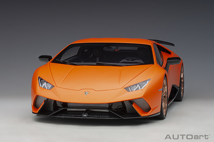 12076 1/12 LAMBORGHINI HURACAN PERFORMANTE (ARANCIO ANTHAEUS/MATT ORANGE)