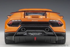 1/12 LAMBORGHINI HURACAN PERFORMANTE (ARANCIO ANTHAEUS/MATT ORANGE)