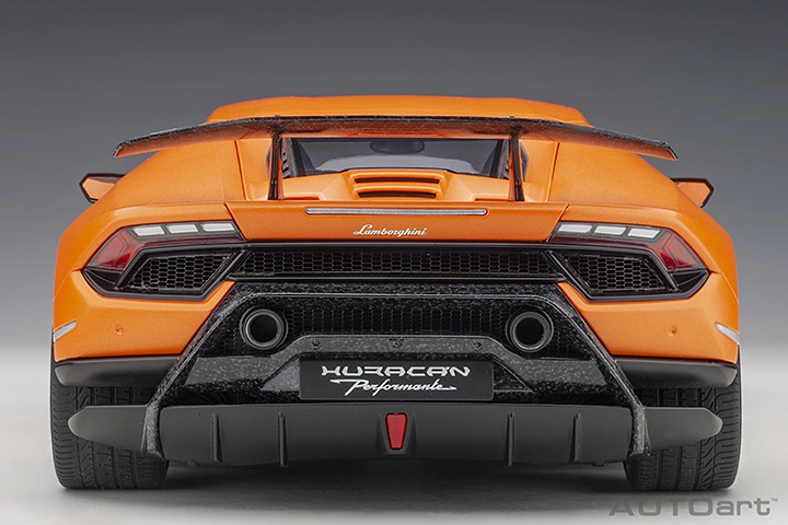 1/12 LAMBORGHINI HURACAN PERFORMANTE (ARANCIO ANTHAEUS/MATT ORANGE)