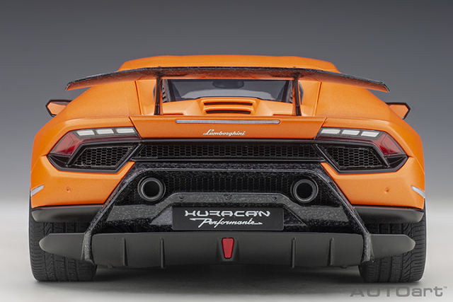 1/12 LAMBORGHINI HURACAN PERFORMANTE (ARANCIO ANTHAEUS/MATT ORANGE)