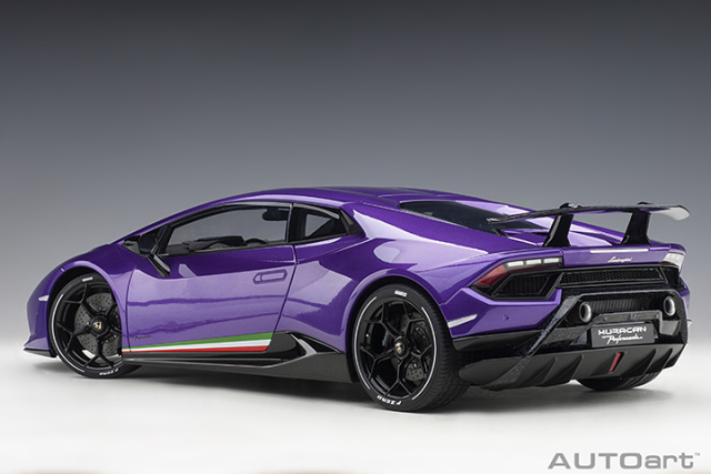 1/12 LAMBORGHINI HURACAN PERFORMANTE (VIOLA PASIFAE/PEARL PURPLE)