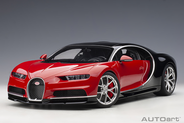12113 1/12 BUGATTI CHIRON 2017 (ITALIAN RED/NOCTURNE BLACK)
