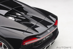 1/12 BUGATTI CHIRON 2017 (ITALIAN RED/NOCTURNE BLACK)