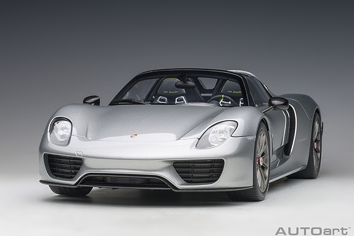 12123 1/12 PORSCHE 918 SPYDER WEISSACH PACKAGE  (GT SILVER METALLIC)