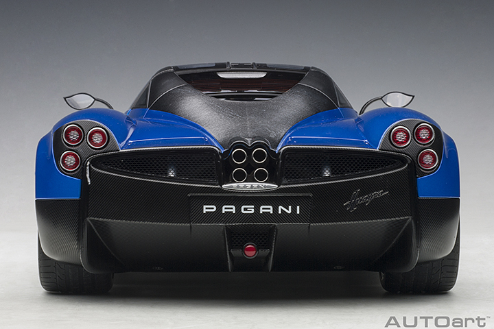 1/12 PAGANI HUAYRA (METALLIC BLUE/SILVER WHEELS)