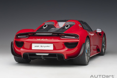 12122 1/12 PORSCHE 918 SPYDER WEISSACH PACKAGE (GUARDS RED)