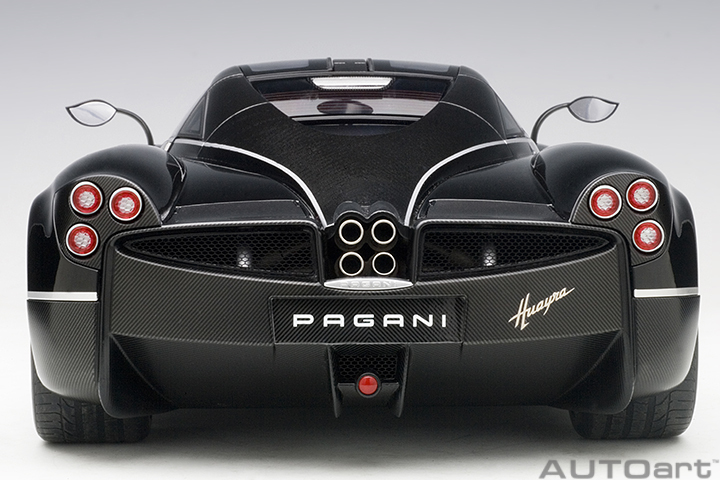 1/12 PAGANI HUAYRA (GLOSS BLACK & SILVER STRIPES W/ SILVER WHEELS)