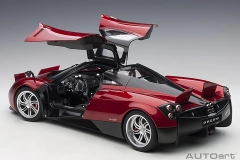 1/12 PAGANI HUAYRA (METALLIC RED/SILVER WHEELS)