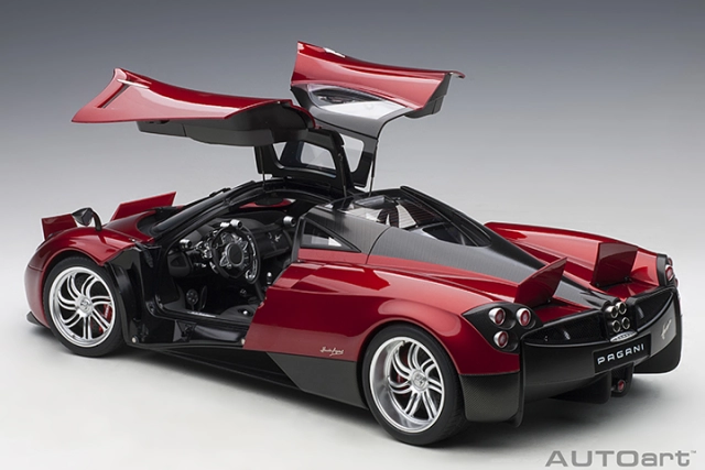 1/12 PAGANI HUAYRA (METALLIC RED/SILVER WHEELS)