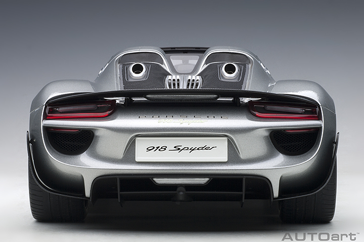 1/12 PORSCHE 918 SPYDER WEISSACH PACKAGE  (GT SILVER METALLIC)