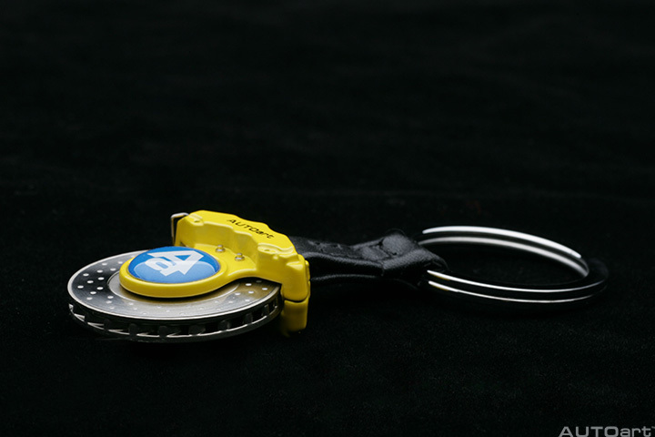 40092 BRAKE DISC KEYCHAIN (6-POTS CALIPER/YELLOW)