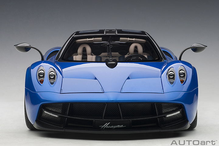 1/12 PAGANI HUAYRA (METALLIC BLUE/SILVER WHEELS)