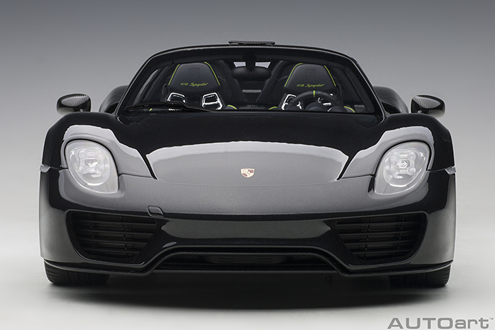 1/12 PORSCHE 918 SPYDER WEISSACH PACKAGE (BASALTSCHWARZMETALLIC/BLACK METALLIC)