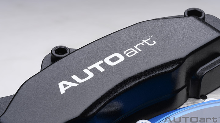 RACING BRAKE DISC. CLOCK (BLACK CALIPER/BLUE ANODIZE CENTRE) (BATTERY SIZE: AA)