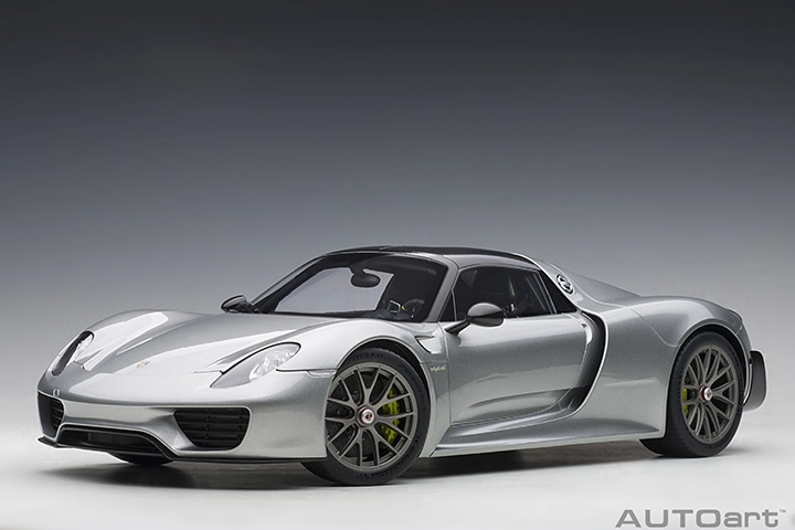 1/12 PORSCHE 918 SPYDER WEISSACH PACKAGE  (GT SILVER METALLIC)