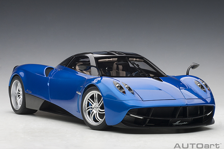 1/12 PAGANI HUAYRA (METALLIC BLUE/SILVER WHEELS)