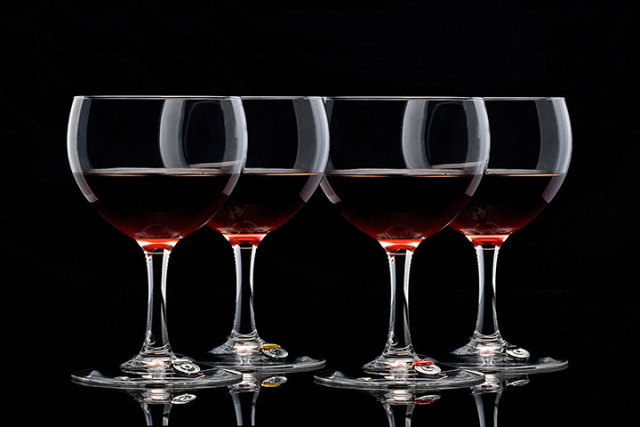 40332  BRAKE DISC WINE GLASS CHARMS