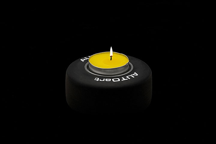 40412  1/8 FORMULA WHEEL PAPER WEIGHT/TEA LIGHT CANDLE HOLDER (SLICK TYRE FITTED)