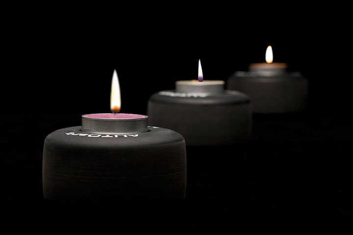 40412  1/8 FORMULA WHEEL PAPER WEIGHT/TEA LIGHT CANDLE HOLDER (SLICK TYRE FITTED)