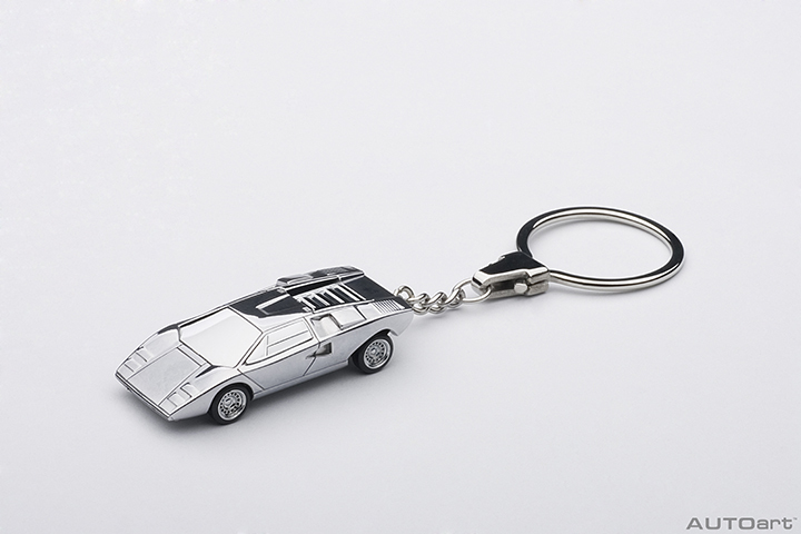 41608 1/87 LAMBORGHINI COUNTACH LP400 (ALUMINUM CAR KEYCHAIN)